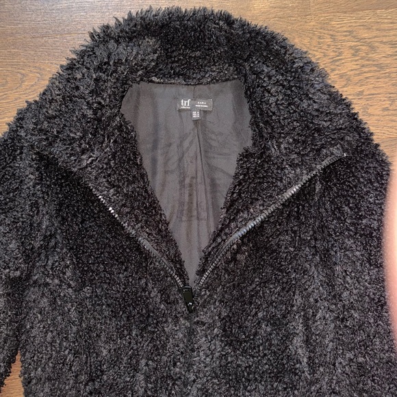 Zara Jacket - Picture 2 of 3